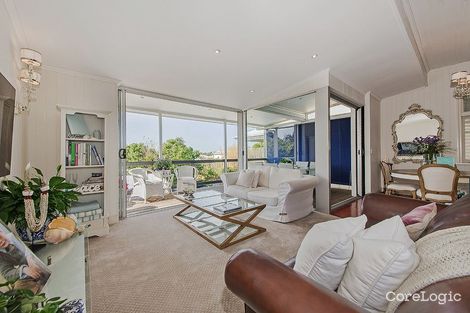 Property photo of 28 Stratton Terrace Wynnum QLD 4178