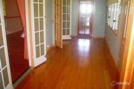 Property photo of 211 Cavendish Road Coorparoo QLD 4151