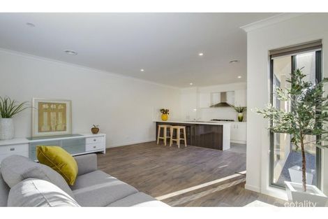 9/10 Maxwell St, Mornington, VIC 3931