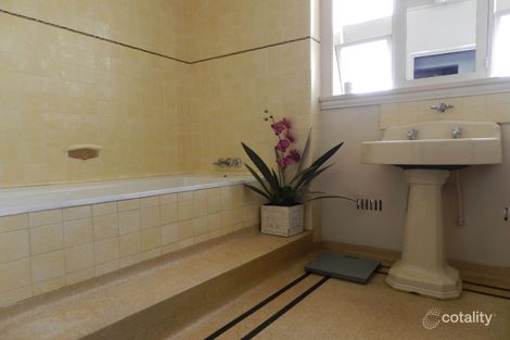 125 High St, Avoca, VIC 3467