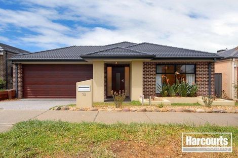 16 Sagan Dr, Cranbourne North, VIC 3977
