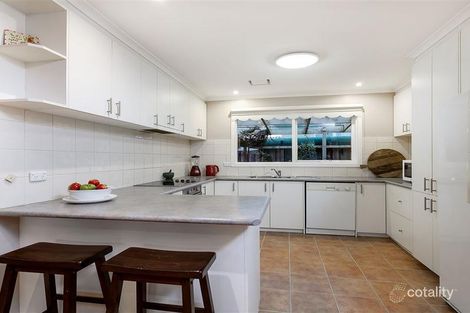 Property photo of 6 Albany Close Ringwood North VIC 3134
