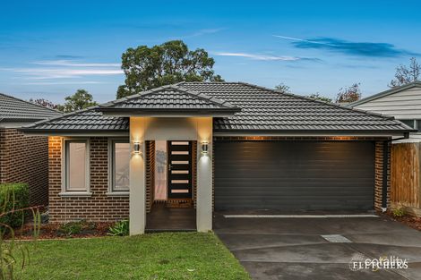 17a Mariana Ave, Croydon South, VIC 3136
