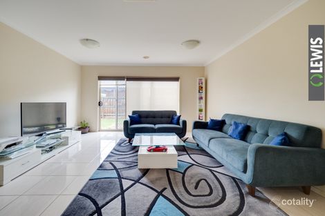 Property photo of 31 Songbird Crescent South Morang VIC 3752