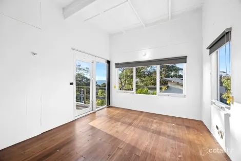 Property photo of 5 Allen Street Lorne VIC 3232