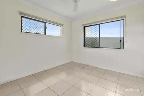 Property photo of 12 Mauro Close Bentley Park QLD 4869
