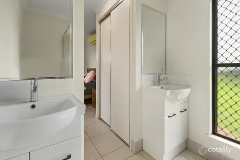 Property photo of 12 Mauro Close Bentley Park QLD 4869