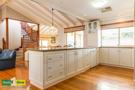 Property photo of 2 Raine Terrace Winthrop WA 6150