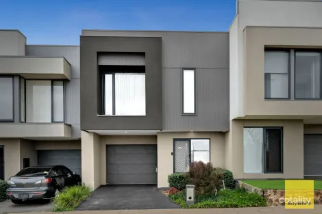 11 Fuji Dr, Truganina, VIC 3029