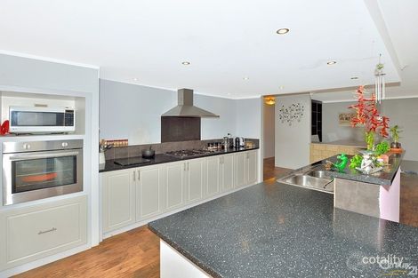 Property photo of 15 Bellerive Pass Meadow Springs WA 6210