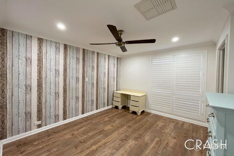 Property photo of 8 Bampton Way Warnbro WA 6169
