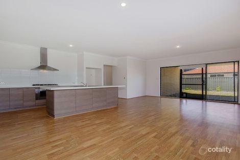 Property photo of 4 Ferndown Corner Wellard WA 6170