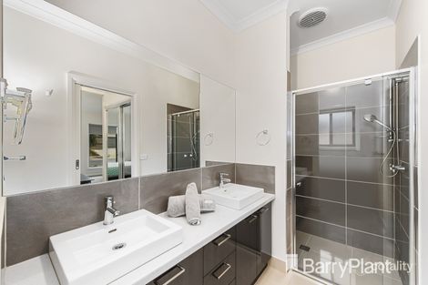 Property photo of 115 Turpentine Road Brookfield VIC 3338