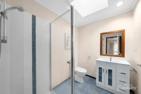 Property photo of 19 Gaye Court Hoppers Crossing VIC 3029