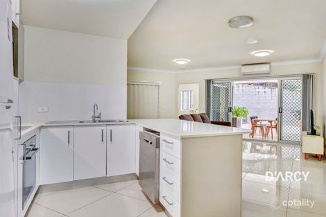 Property photo of 2/188 Gladstone Road Highgate Hill QLD 4101