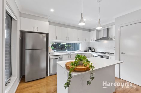 Property photo of 6 Eclipse Avenue Fraser Rise VIC 3336