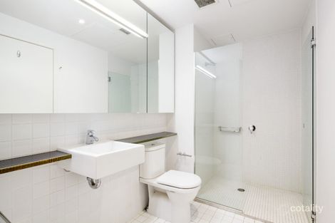 Property photo of 1701/8 Waterview Walk Docklands VIC 3008