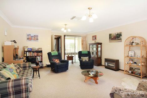 Property photo of 15 Camira Crescent Hillvue NSW 2340