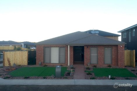 Property photo of 26 Lemongrove Way Berwick VIC 3806