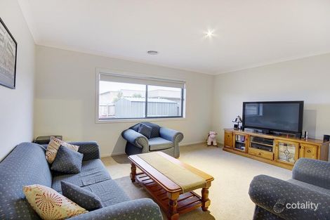 Property photo of 17 Barleycorn Bend Armstrong Creek VIC 3217
