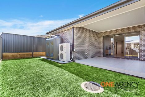 Property photo of 16 Farmgate Crescent Calderwood NSW 2527