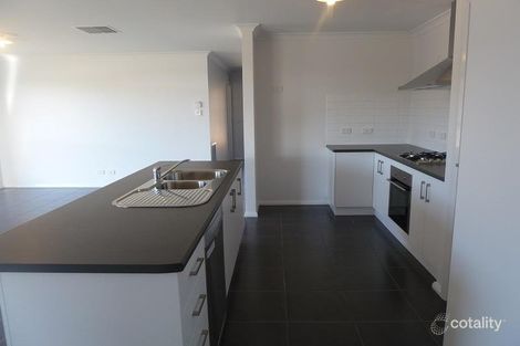 Property photo of 19 McDougall Grove Wodonga VIC 3690