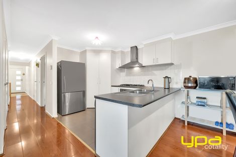 Property photo of 12 Rankin Close Lynbrook VIC 3975