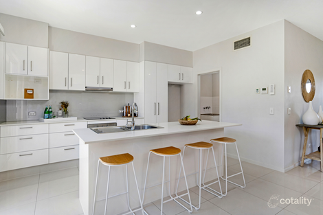 Property photo of 14 South Bay Drive Varsity Lakes QLD 4227