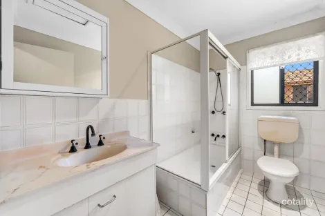 Property photo of 17/93 Barbaralla Drive Springwood QLD 4127