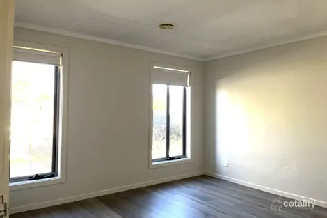 Property photo of 22 Welford Street Tarneit VIC 3029