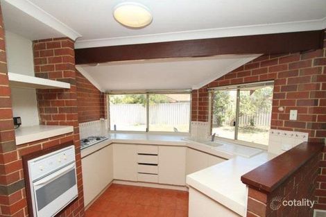Property photo of 12 Canning River Gardens Wilson WA 6107