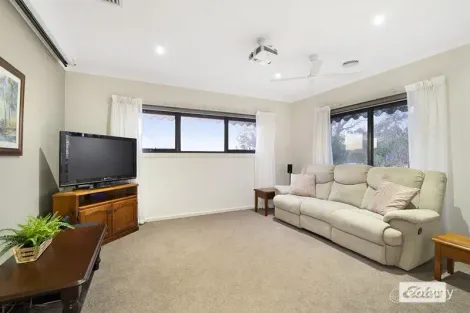 Property photo of 13 Buckley Street Wodonga VIC 3690