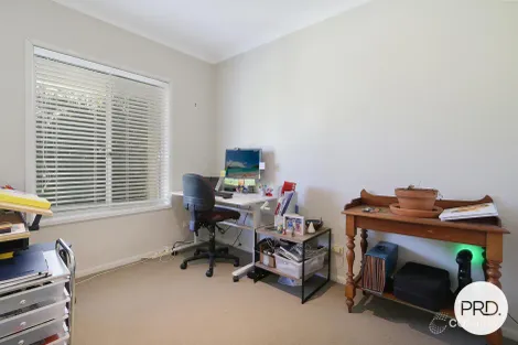 Property photo of 9 Grandview Terrace East Albury NSW 2640
