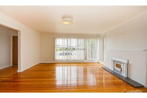 Property photo of 8 Aurora Place Devonport TAS 7310
