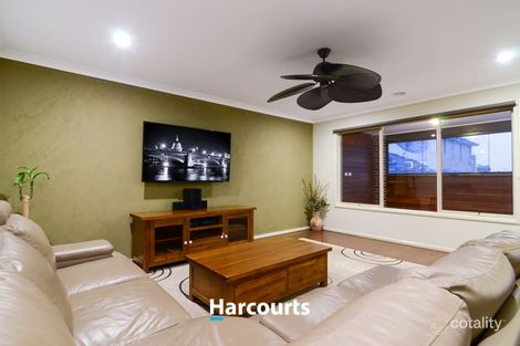 Property photo of 12 Dellinea Street Cranbourne North VIC 3977