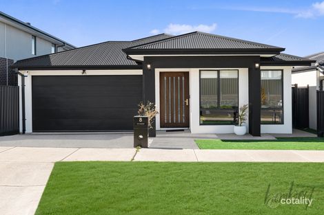 8 AEOLIAN DR, WOLLERT, VIC 3750