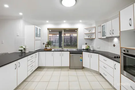 Property photo of 40 Murramarang Drive Parkinson QLD 4115