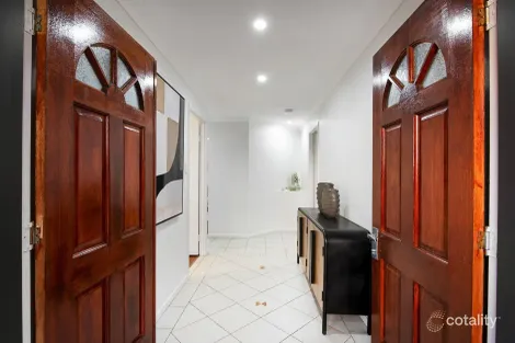Property photo of 40 Murramarang Drive Parkinson QLD 4115