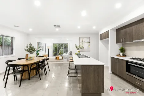 8 Selleck Dr, Point Cook, VIC 3030
