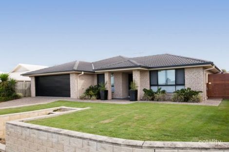 Property photo of 7 Glenveagh Place Kallangur QLD 4503