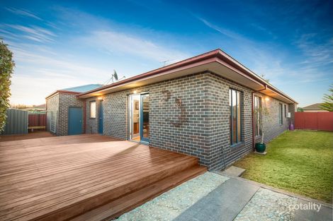 Property photo of 81 Shaftsbury Boulevard Point Cook VIC 3030