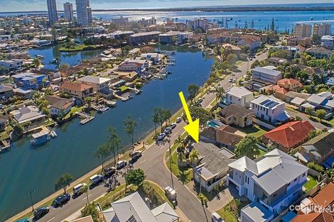 Property photo of 30 Burrows Street Biggera Waters QLD 4216