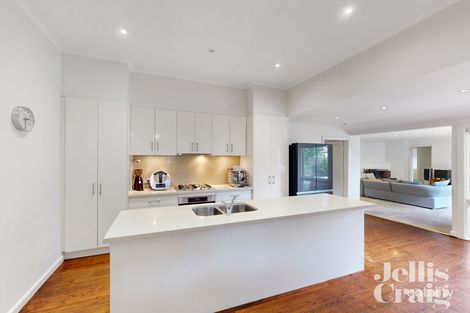 Property photo of 12 Minto Street Kew East VIC 3102