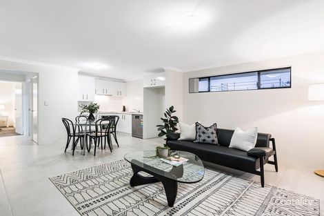 4/20a John St, Bentley, WA 6102