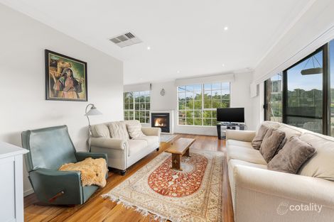 Property photo of 8 Kerta Close Greensborough VIC 3088