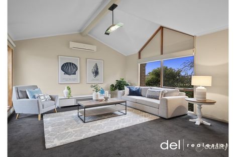 Property photo of 22 Seaton Rise Hallam VIC 3803