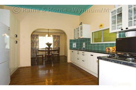 Property photo of 76 Coreen Street Wynnum QLD 4178