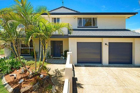 2 Bernardino Ct, Mermaid Waters, QLD 4218