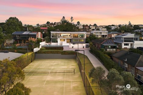 50 Palm Ave, Holland Park West, QLD 4121