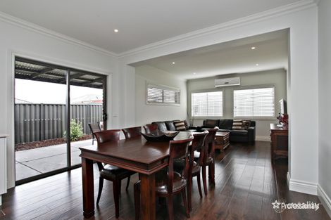 Property photo of 2 Tilwinda Place Truganina VIC 3029